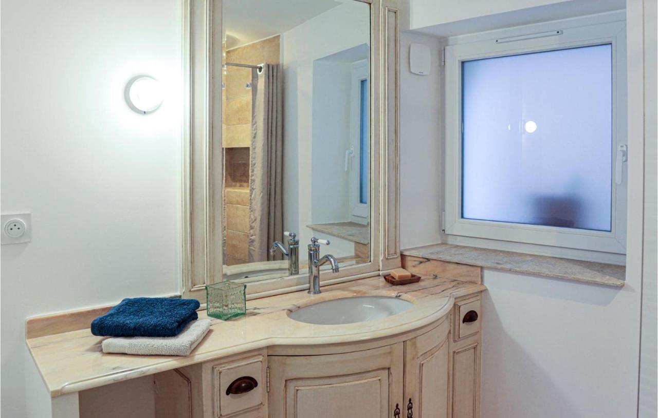 Gorgeous Apartment In Villes Sur Auzon With Wifi Экстерьер фото